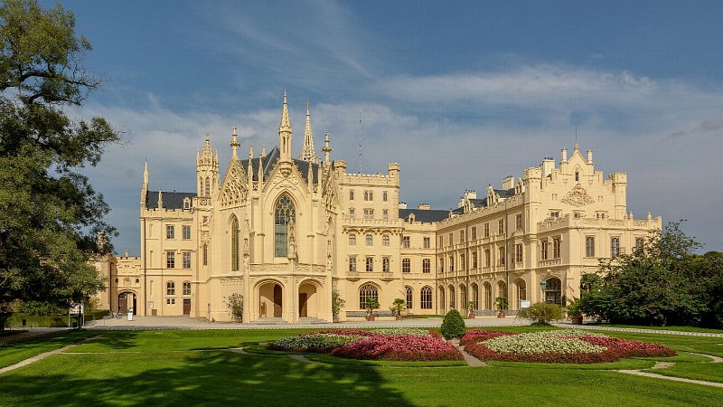 Doprava s řidičem do Lednicko-valtického areálu